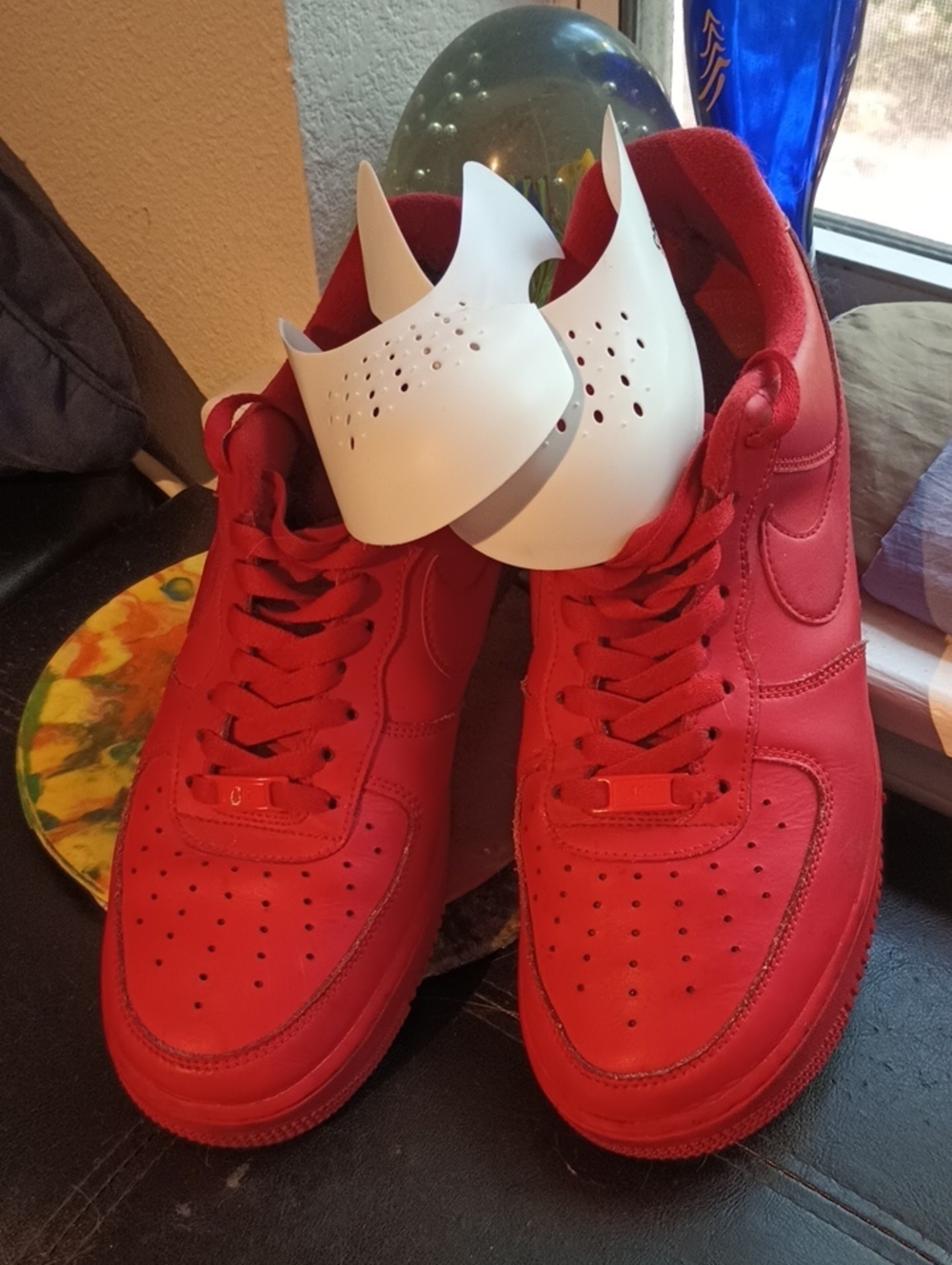 Nike Men's Red Low-Top Leather Sneakers
